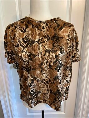 Zara Trafulac  Brown Snake Print Short Sleeve Top. Size medium.